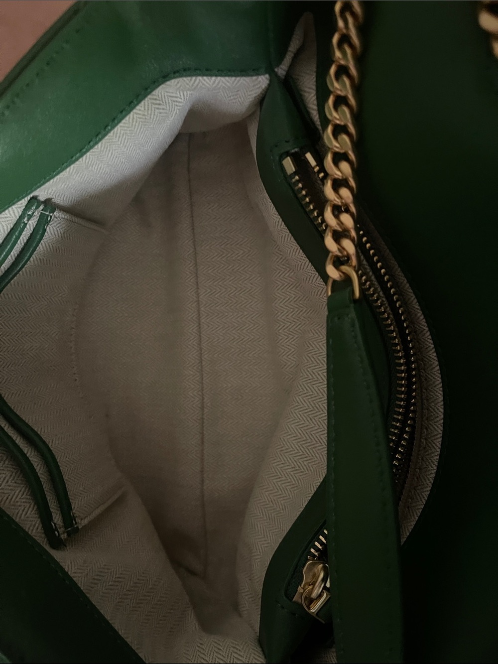 Tory Burch Green Chevron Bombé Convertible Shoulder Bag/leather and suede - Picture 17 of 17